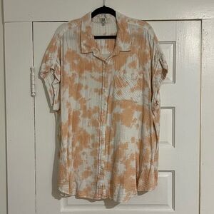 True Craft tie-dye gauze button down peach